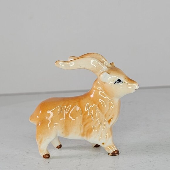 Vintage Bone China Billy Goat Family Miniature Figurines Sheep Ram Chubby - Picture 4 of 8